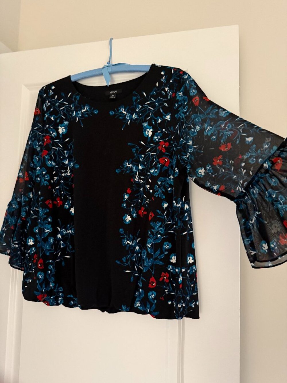 Alfani Women's blouse PXL Black, Teal and Red flowers